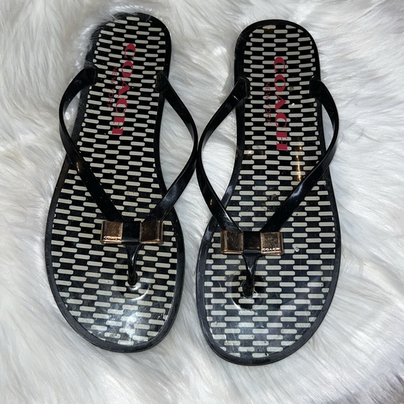 $20 Coach Flip-Flops - Picture 4 of 4